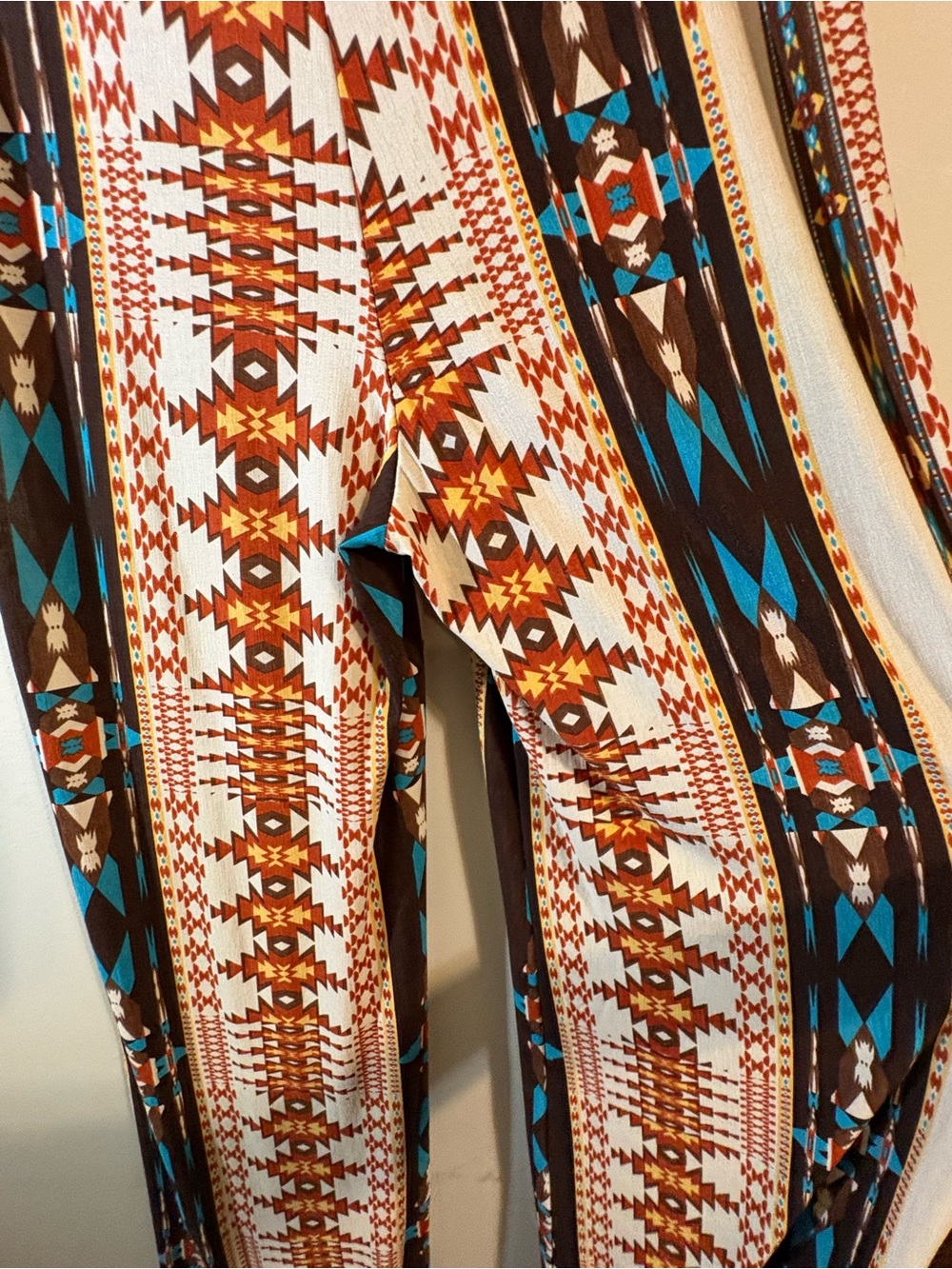 2 B Together high-waisted wide leg palazzo pants bold multicolored Aztec pattern - Picture 3 of 9